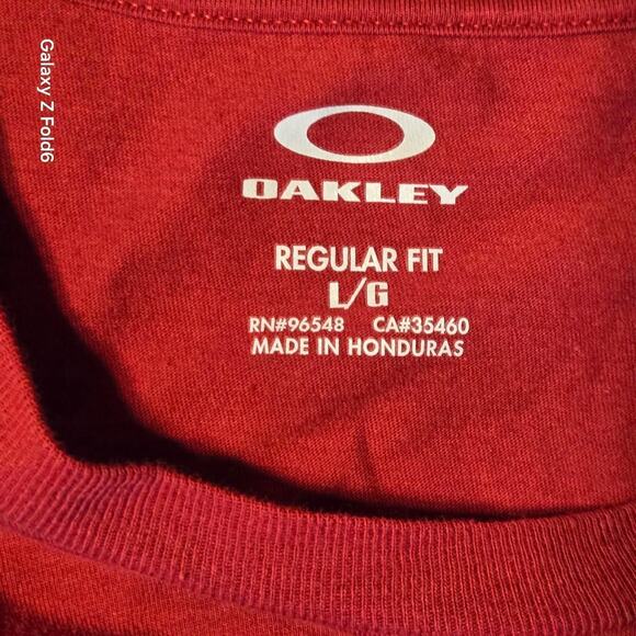 Oakley republic red & white tshirt size large - Picture 5 of 6